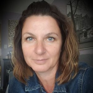 Meet your Posher, Andrea